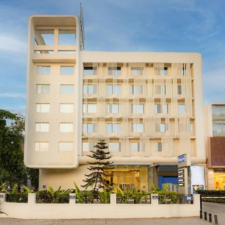 Keys Prima By Lemon Tree Hotels, Pimpri, Pune Εξωτερικό φωτογραφία