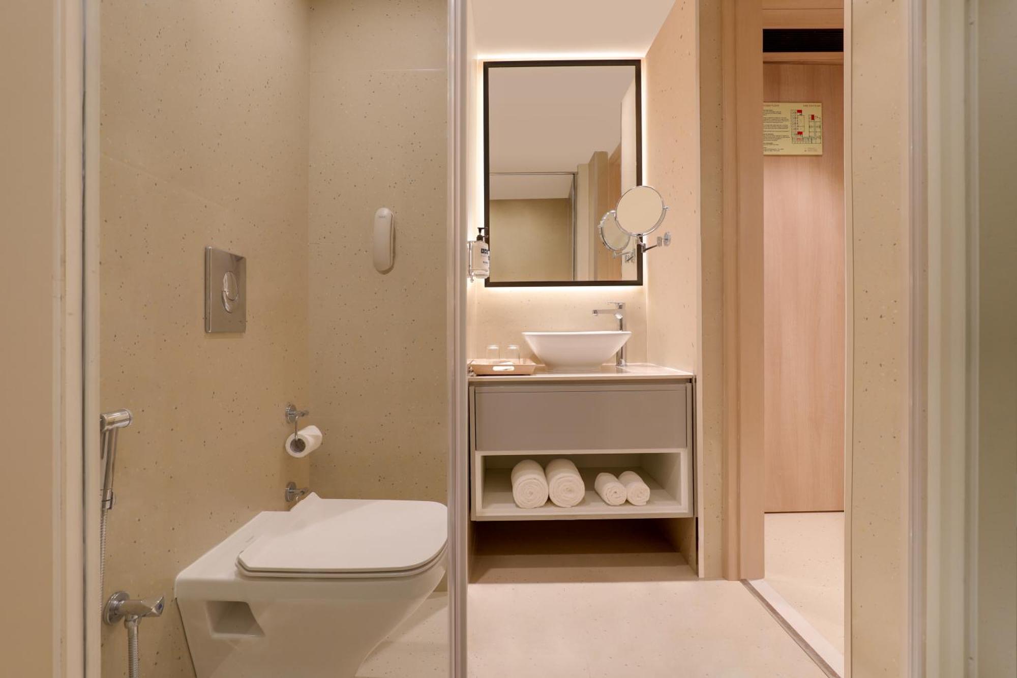Keys Prima By Lemon Tree Hotels, Pimpri, Pune Εξωτερικό φωτογραφία