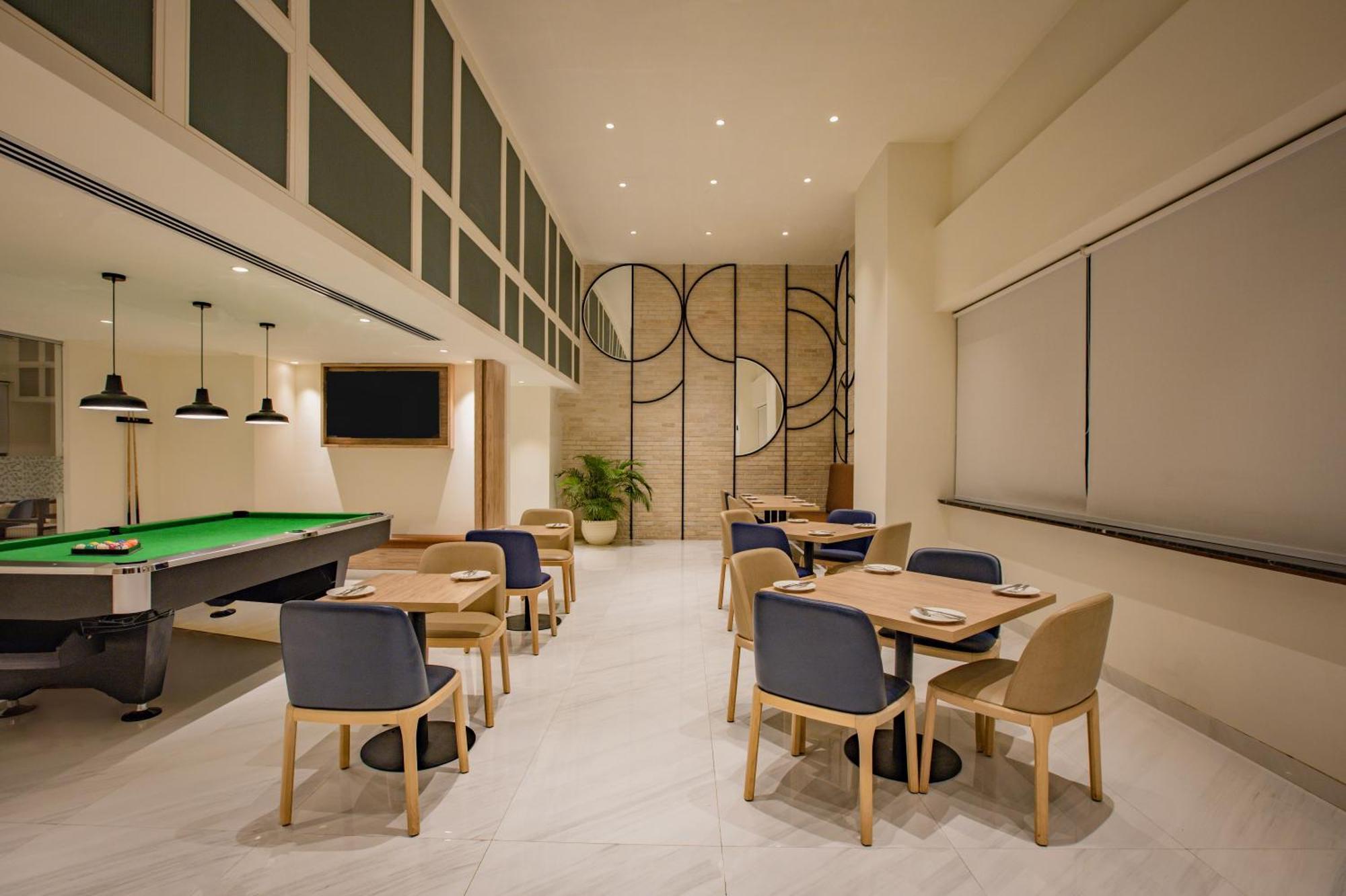 Keys Prima By Lemon Tree Hotels, Pimpri, Pune Εξωτερικό φωτογραφία