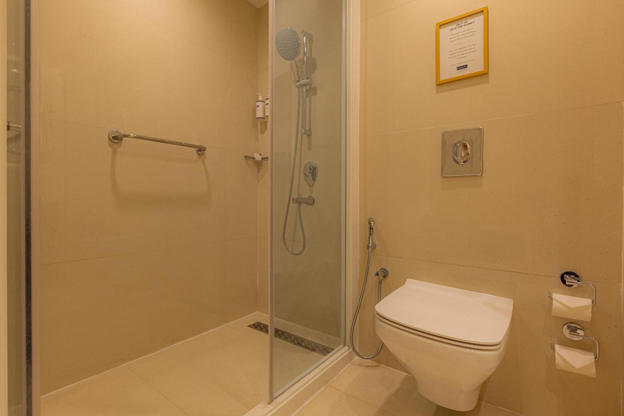 Keys Prima By Lemon Tree Hotels, Pimpri, Pune Εξωτερικό φωτογραφία